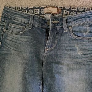 PAIGE Manhattan bootcut in Spritz distressed size 25